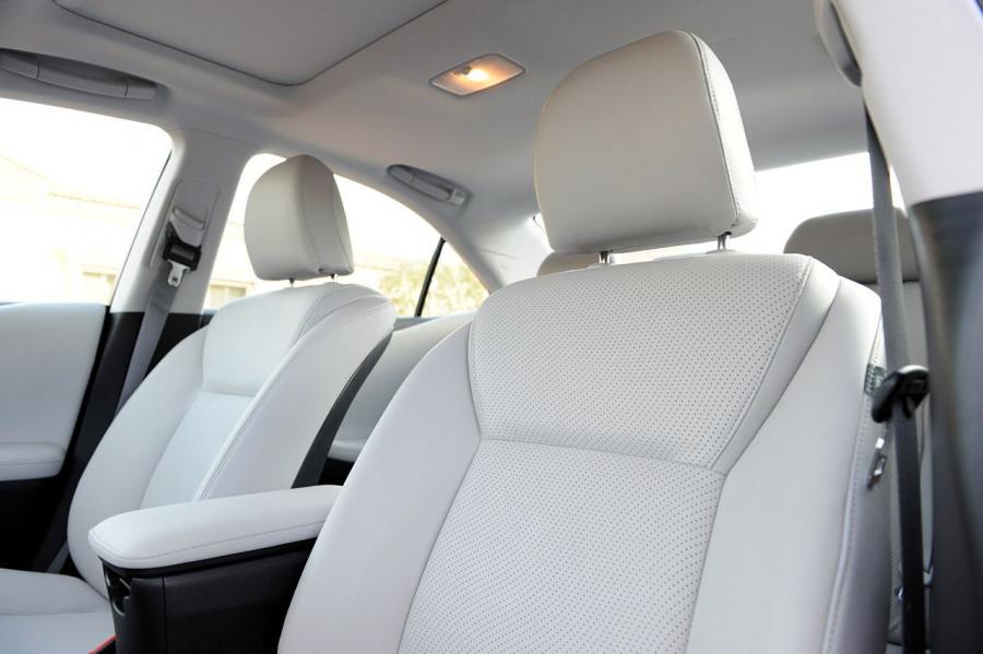  Lexus HS250h 2009 года  (фото 26 из 273)